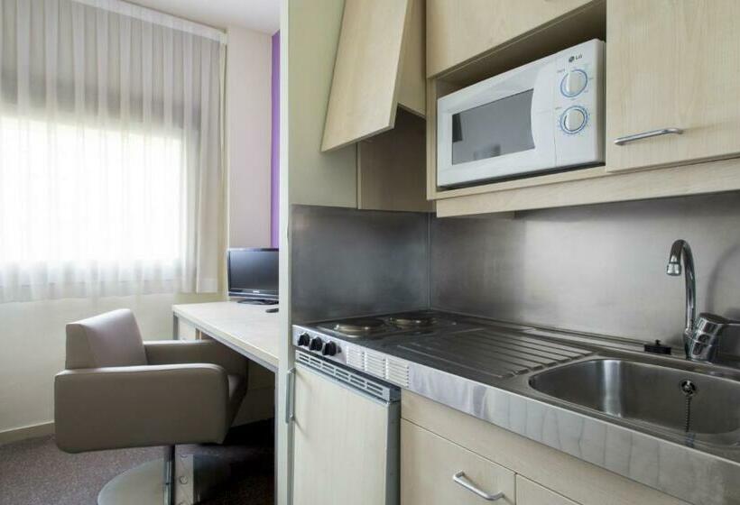 Студио Executive, Residencia Universitaria Los Abedules
