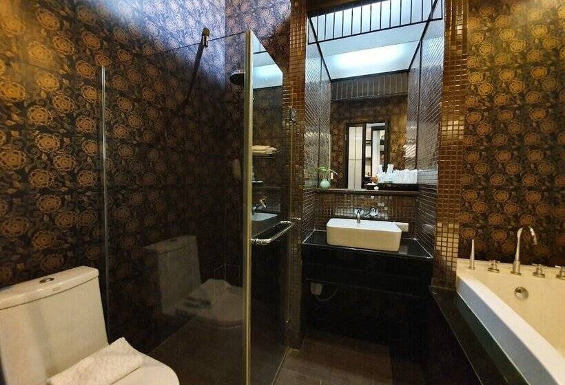 Номер Deluxe, Tharaburi Resort