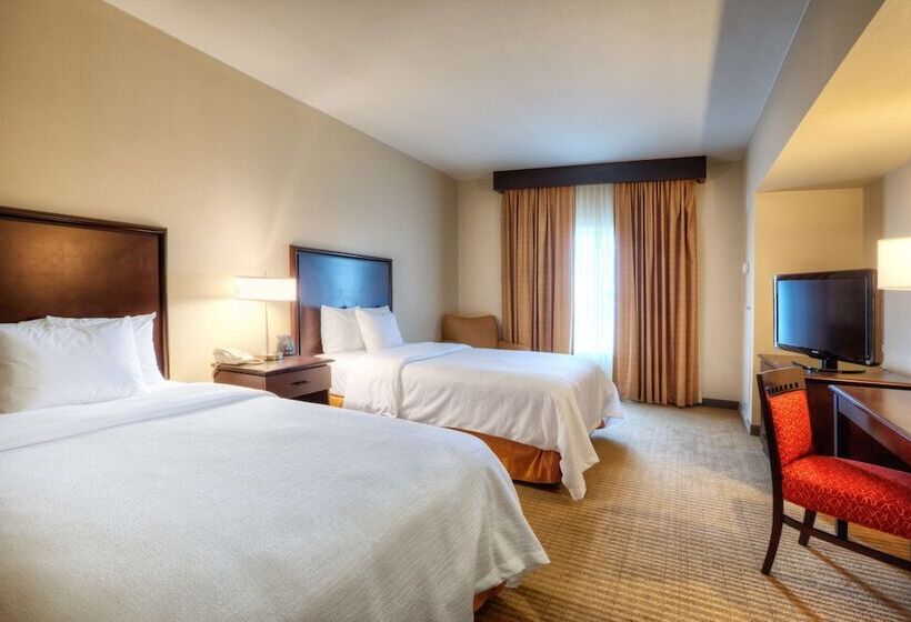 Sviitti Liikuntarajoitteisille, Embassy Suites By Hilton Laredo