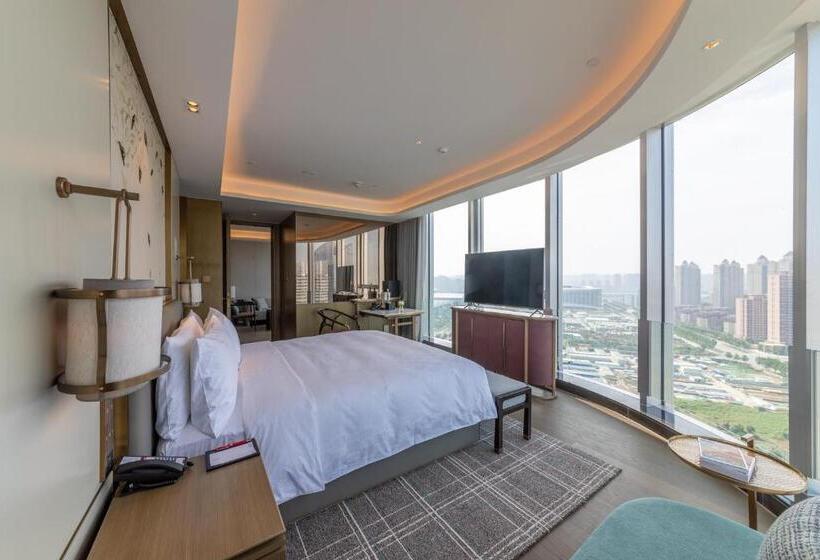 سوئیت با تخت بزرگ, Hualuxe Xi An Chanba, An Ihg