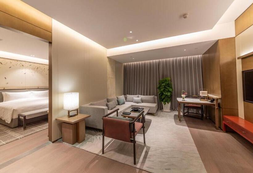 سوئیت با تخت بزرگ, Hualuxe Xi An Chanba, An Ihg