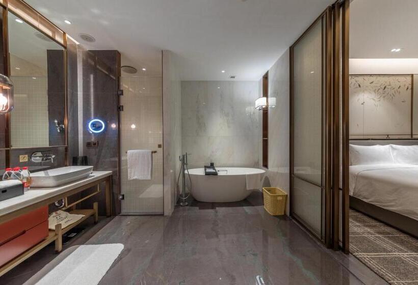 سوئیت با تخت بزرگ, Hualuxe Xi An Chanba, An Ihg
