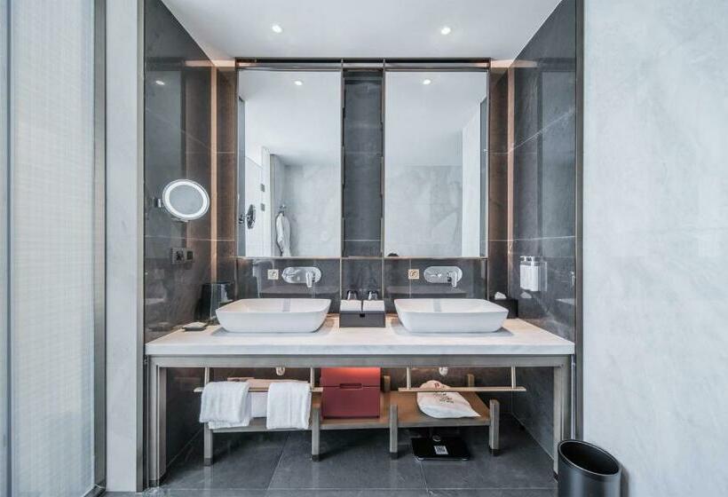 سوئیت با تخت بزرگ, Hualuxe Xi An Chanba, An Ihg