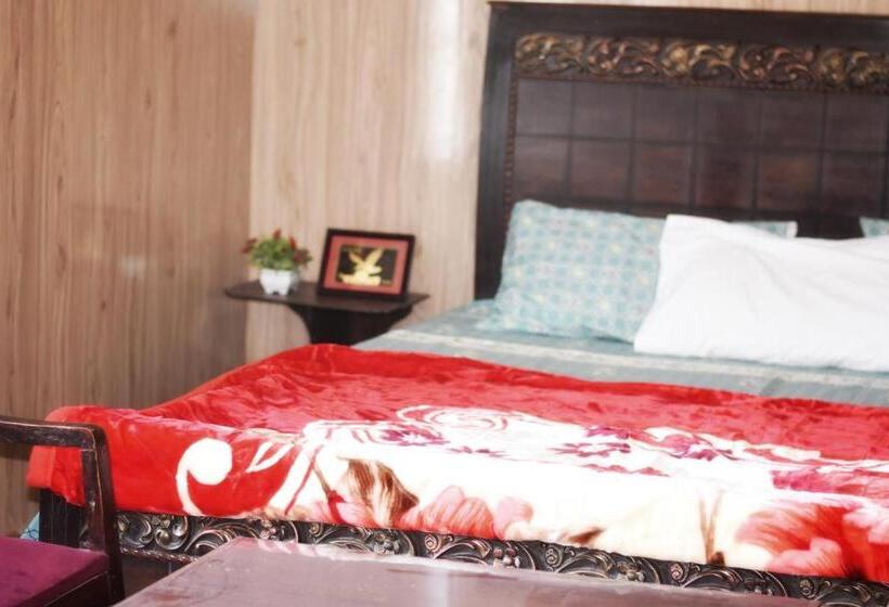 اتاق لوکس, Skardu Lodge