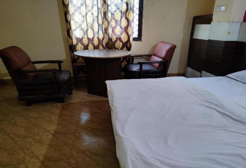 Номер Стандарт, Spot On  Baba Classic Near Secundrabad Railway Station