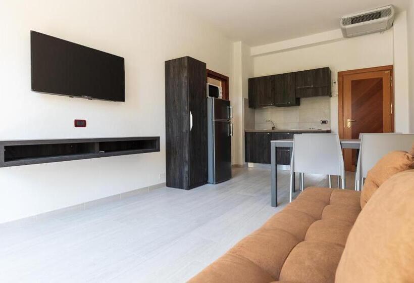 דירת חדר, Residence Renadoro