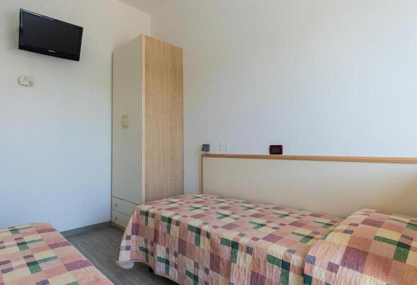 דירת שני חדרים, Residence Renadoro