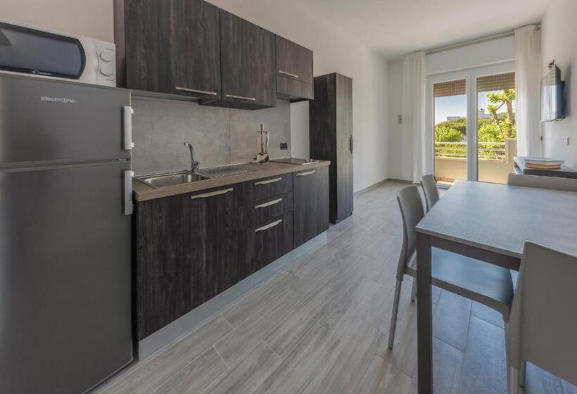דירת שני חדרים, Residence Renadoro