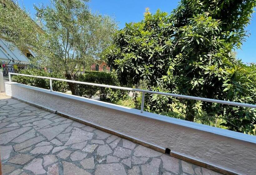 Студио Стандарт Вид на Сад, Benitses Arches