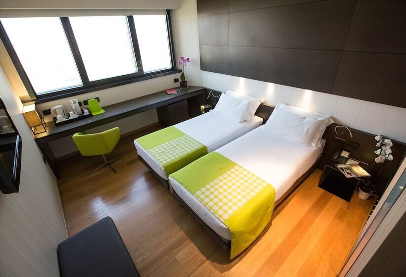 اتاق استاندارد, Best Western Plus The Hub