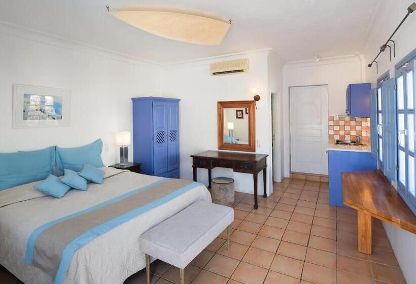 استودیوی استاندارد, Meltemi Suites
