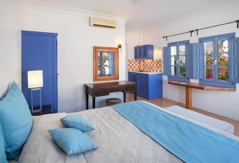استودیوی استاندارد, Meltemi Suites