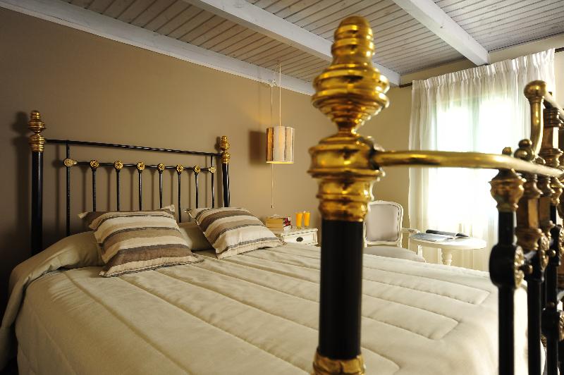 ジュニアスイート, Mythos Suites Boutique