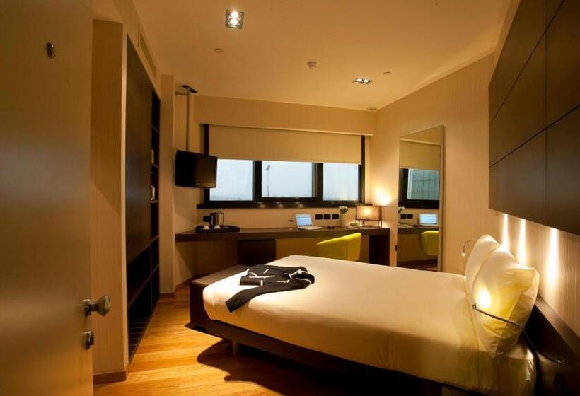 اتاق اکونومی, Best Western Plus The Hub