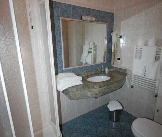 اتاق استاندارد سه نفره, Bella Riviera Lungomare
