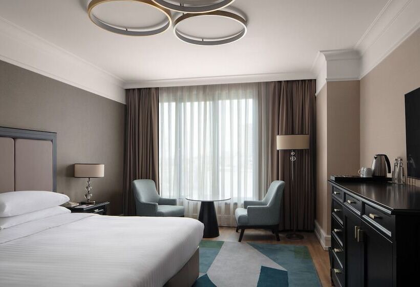 اتاق سوپریور با چشم‌انداز دریا, Istanbul Marriott Pendik