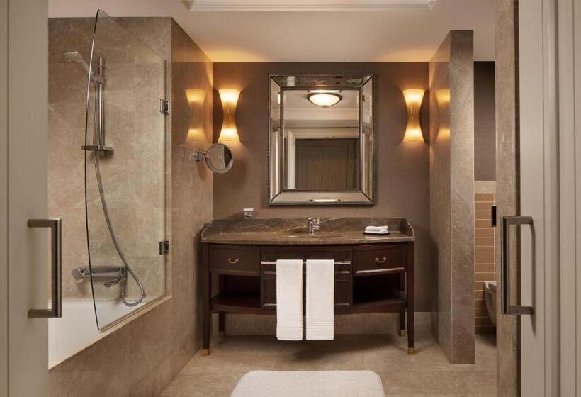 Club Room King Bed, Istanbul Marriott Pendik