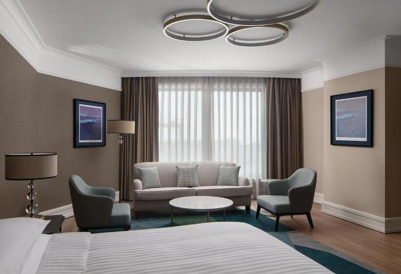 Club Room King Bed, Istanbul Marriott Pendik