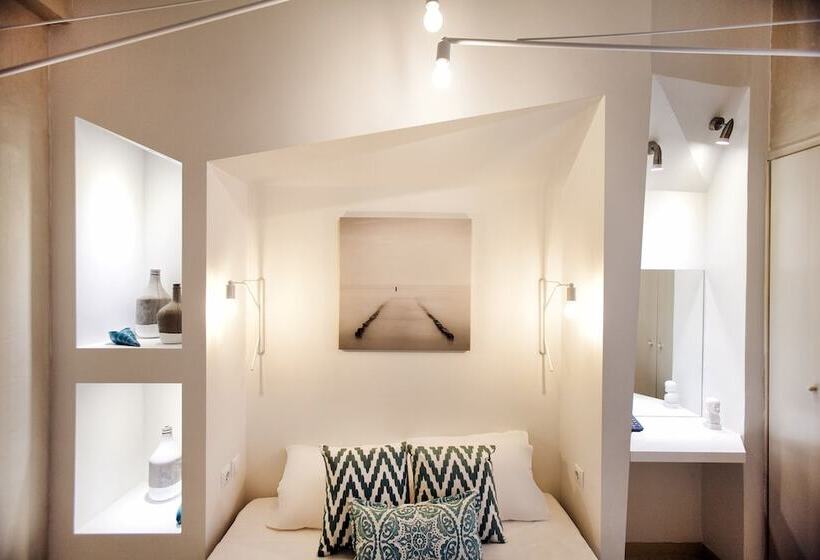 اتاق پرمیوم, Privee Santorini