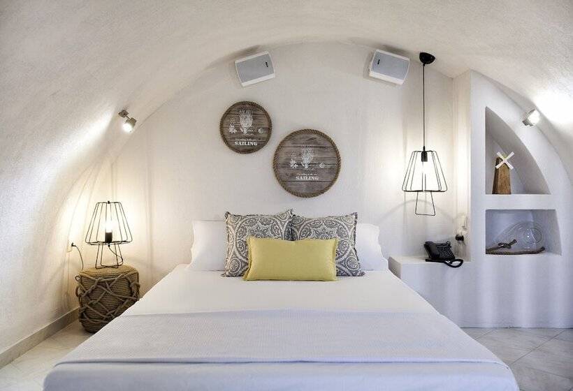 استودیوی استاندارد, Privee Santorini
