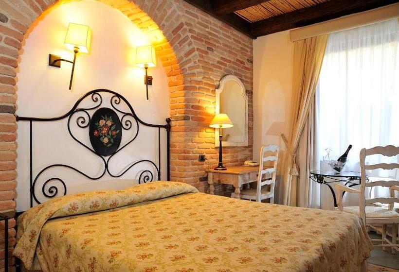 Классический Номер Вид на Сад, La Bitta   Bovis Hotels