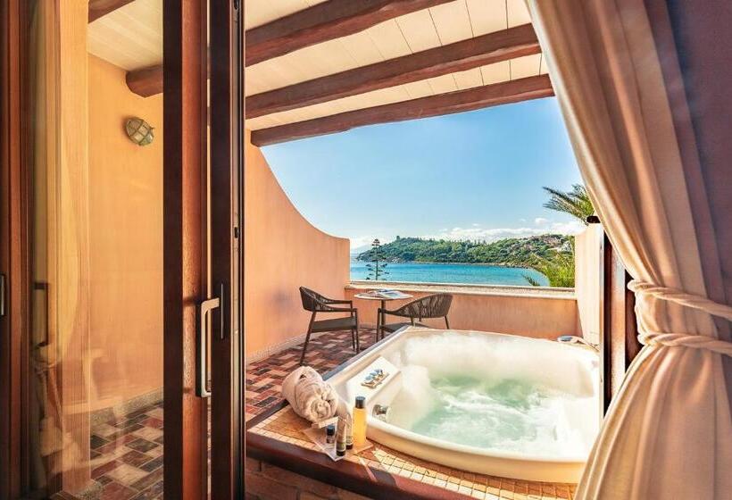 Трехместный Номер Deluxe Вид на Море, La Bitta   Bovis Hotels