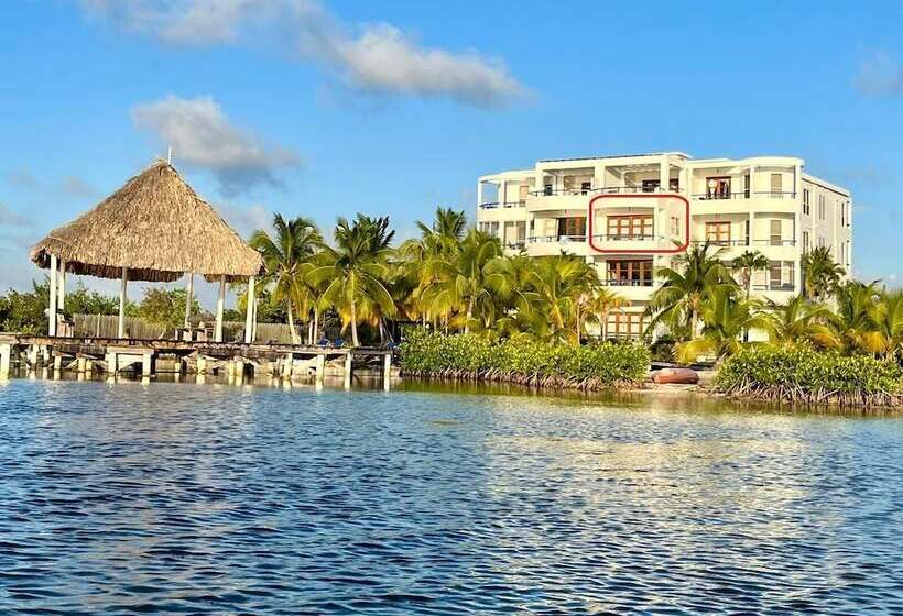 سوئیت دلوکس 2 خوابه, Brahma Blue Resort