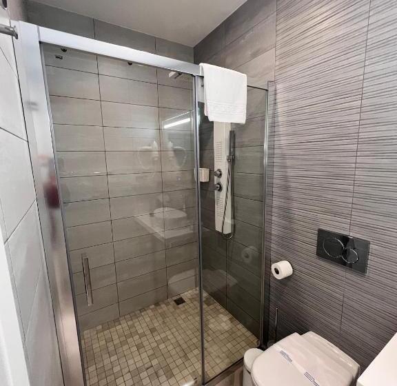 带2个卧室的套房, Carvoeiro B&b And Spa