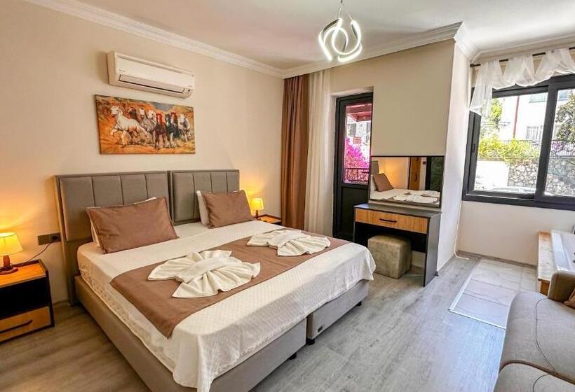 اتاق استاندارد سه نفره, Mykonut Boutique Suites