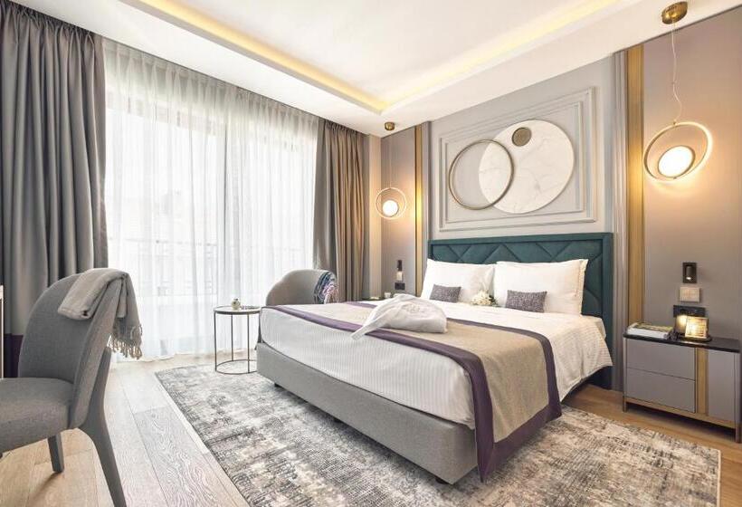 اتاق لوکس با چشم‌انداز شهر, La Fleur Boutique