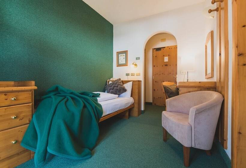 اتاق استاندارد یک نفره, B&b Garni Villa Campitello