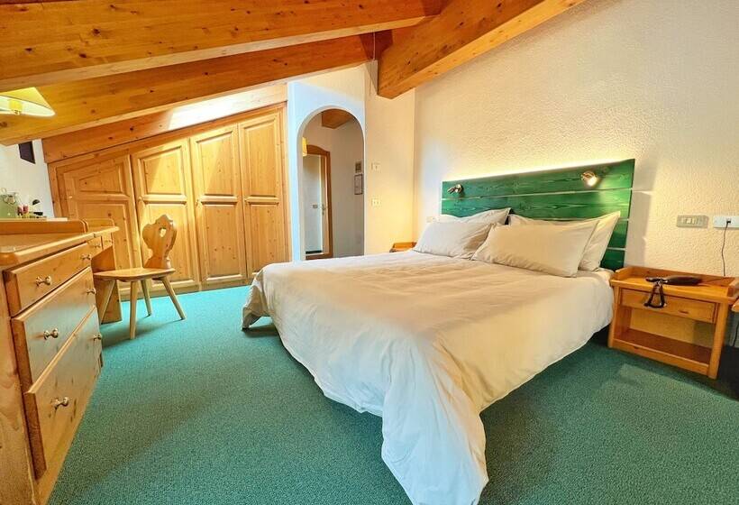 اتاق استاندارد سه نفره, B&b Garni Villa Campitello
