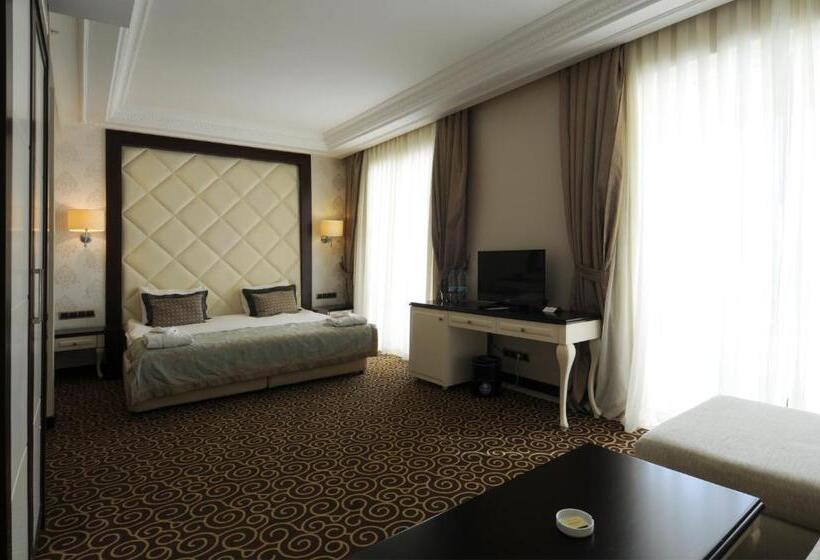 Номер Deluxe, Goldcity