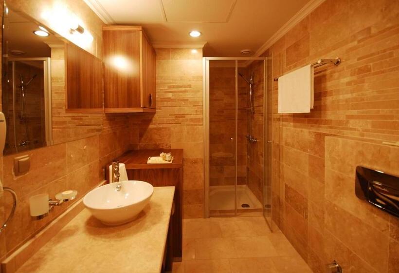 Апартаменты 2 Спальни, Goldcity