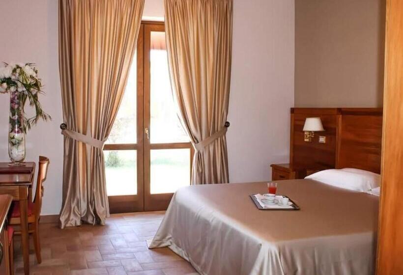 Трехместный Номер Классика, Grand Hotel Vigna Nocelli