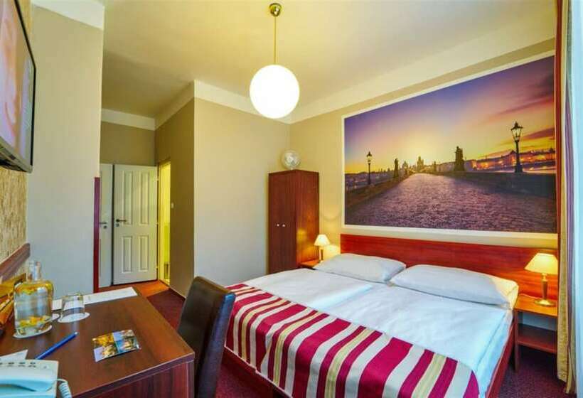 Quarto Estandar Individual, Metropolitan Old Town Hotel   Czech Leading Hotels