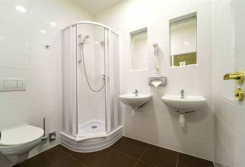 Quarto Economy, Metropolitan Old Town Hotel   Czech Leading Hotels