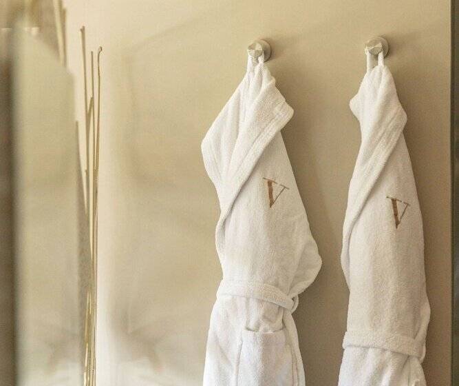 Habitación Deluxe, Viura