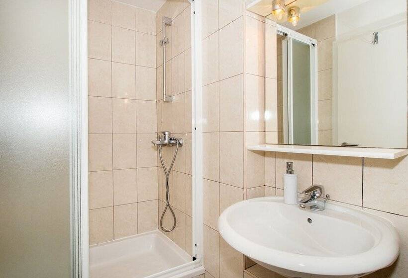 آپارتمان 1 خوابه, Beachfront Apartmants Zanic
