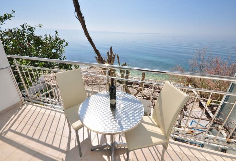 آپارتمان 1 خوابه, Beachfront Apartmants Zanic