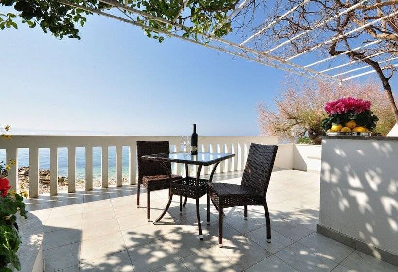 آپارتمان 1 خوابه, Beachfront Apartmants Zanic