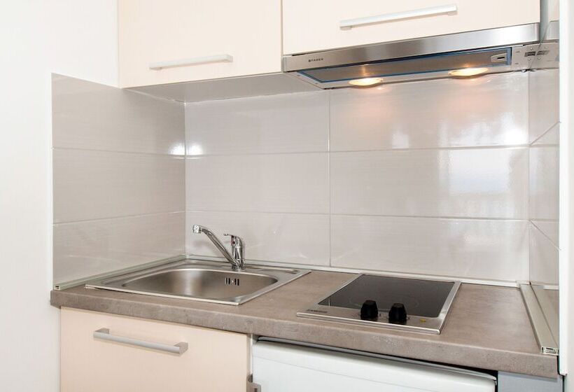 آپارتمان 1 خوابه, Beachfront Apartmants Zanic