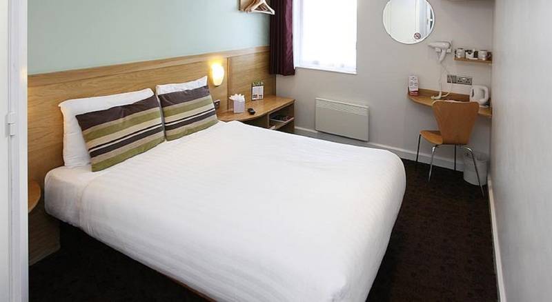 Номер Стандарт, The Dolby Hotel Liverpool   Free City Centre Parking
