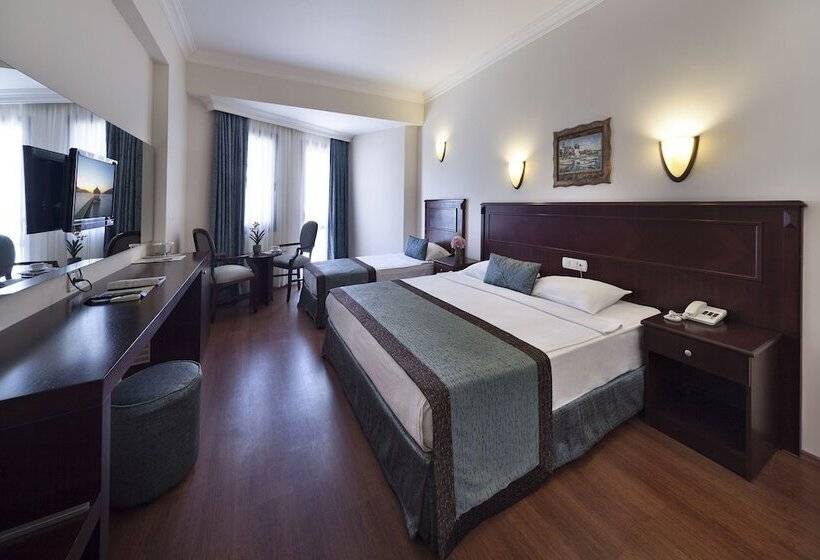 Номер Стандарт Трехместный, Golden Age Hotel Bodrum