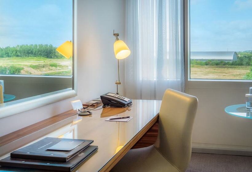Quarto Deluxe, Hilton Reading