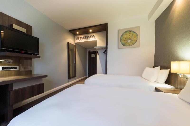 اتاق استاندارد با چشم‌انداز دریا, Holiday Inn Express Durban   Umhlanga, An Ihg