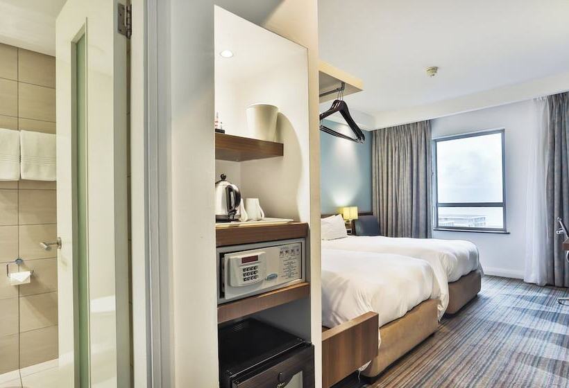 اتاق استاندارد با چشم‌انداز دریا, Holiday Inn Express Durban   Umhlanga, An Ihg