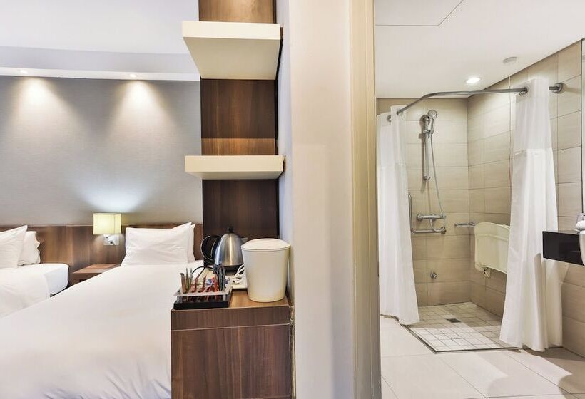 اتاق استاندارد برای معلولان, Holiday Inn Express Durban   Umhlanga, An Ihg