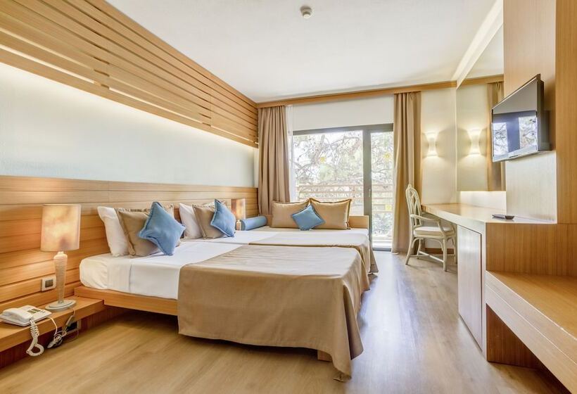 Номер Стандарт с Балконом, Tui Magic Life Sarigerme