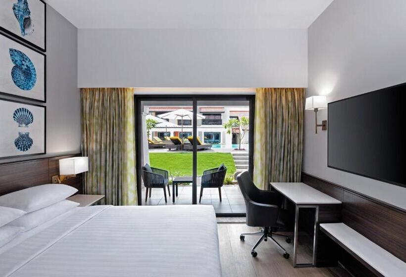 프리미엄 룸 풀장 전망, Fairfield By Marriott Goa Benaulim